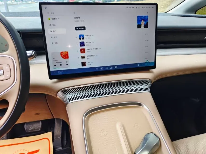 2025 Xpeng X9 BEV,autocango,china used car exporter,china ev exporter,chinese used car exporter,chinese used ev exporter