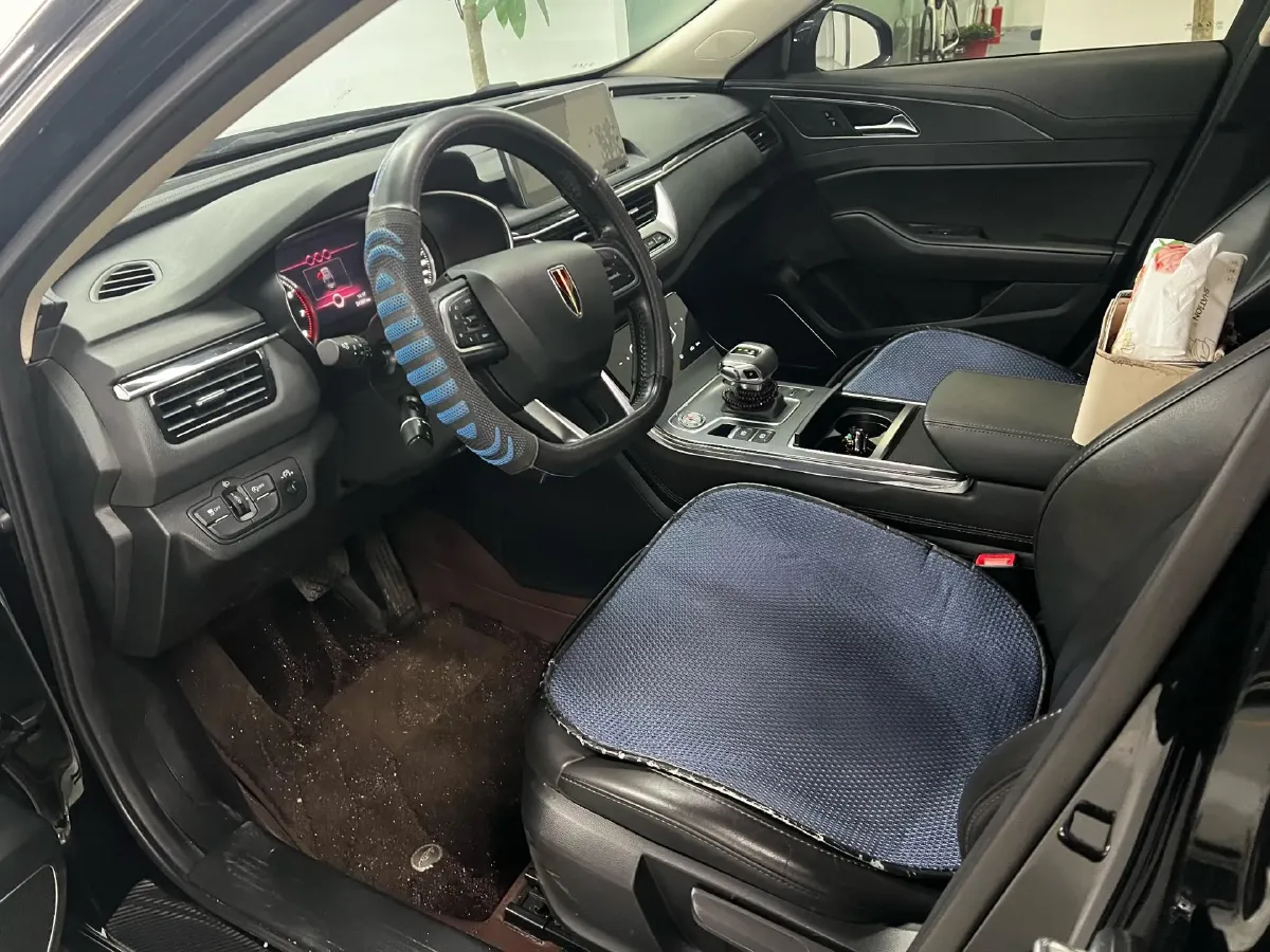 2022 HongQi H5 1.5T 169HP L4 7DCT,autocango,china used car exporter,china ev exporter,chinese used car exporter,chinese used ev exporter