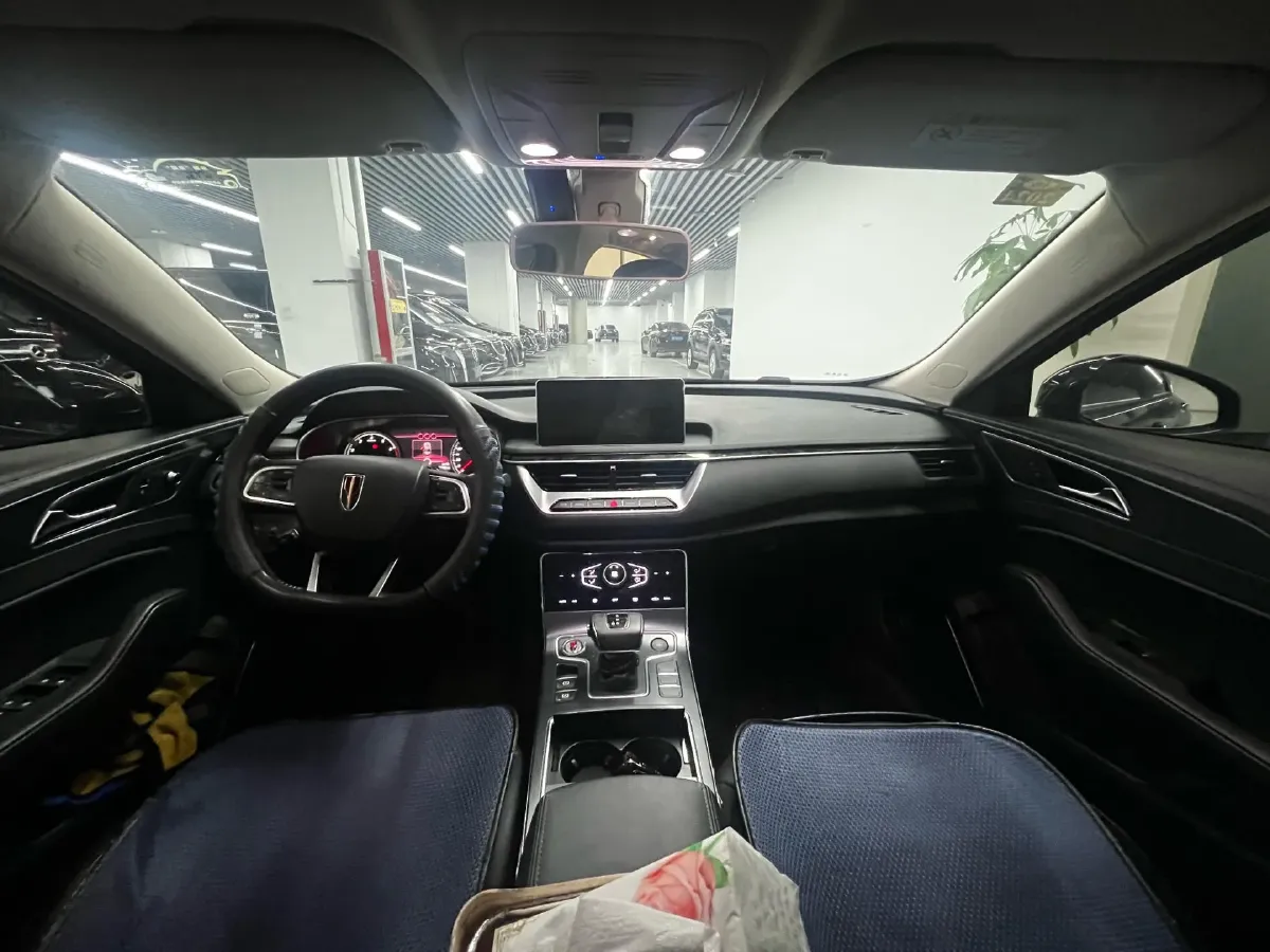 2022 HongQi H5 1.5T 169HP L4 7DCT,autocango,china used car exporter,china ev exporter,chinese used car exporter,chinese used ev exporter
