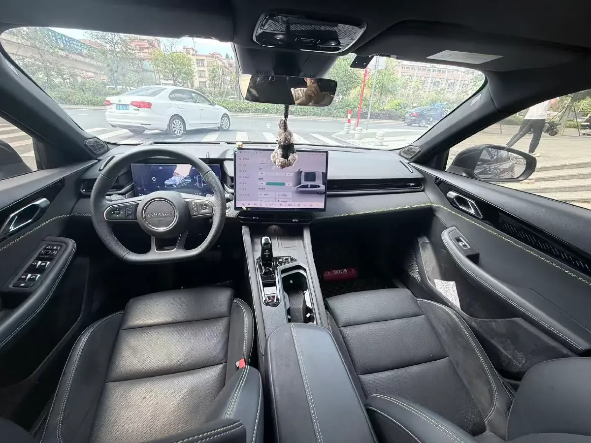 2023 LYNK&CO 03 2.0T 254HP L4 7DCT,autocango,china used car exporter,china ev exporter,chinese used car exporter,chinese used ev exporter