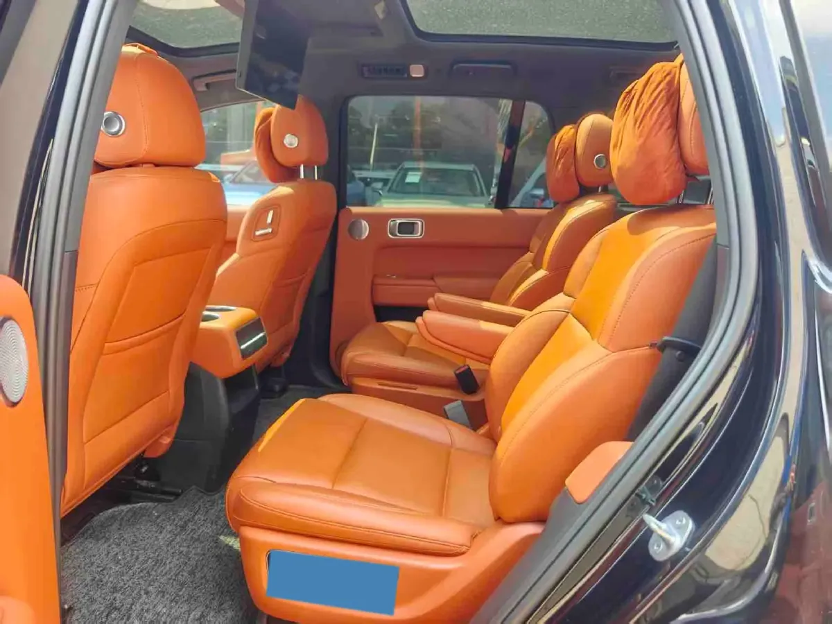 2023 Li L8 Range Extended 154HP REEV 40.9KWH,autocango,china used car exporter,china ev exporter,chinese used car exporter,chinese used ev exporter