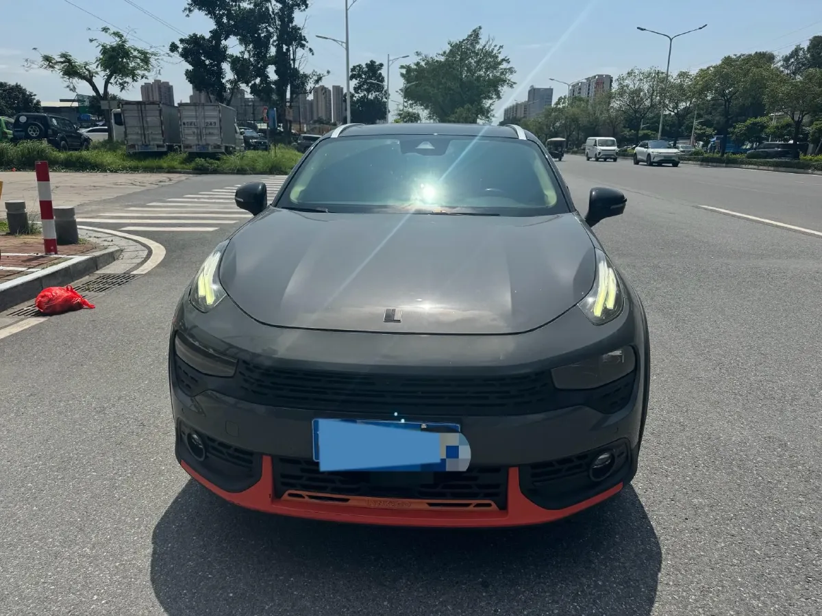 2018 Toyota C-HR 2.0L 171HP L4 CVT,autocango,china used car exporter,china ev exporter,chinese used car exporter,chinese used ev exporter