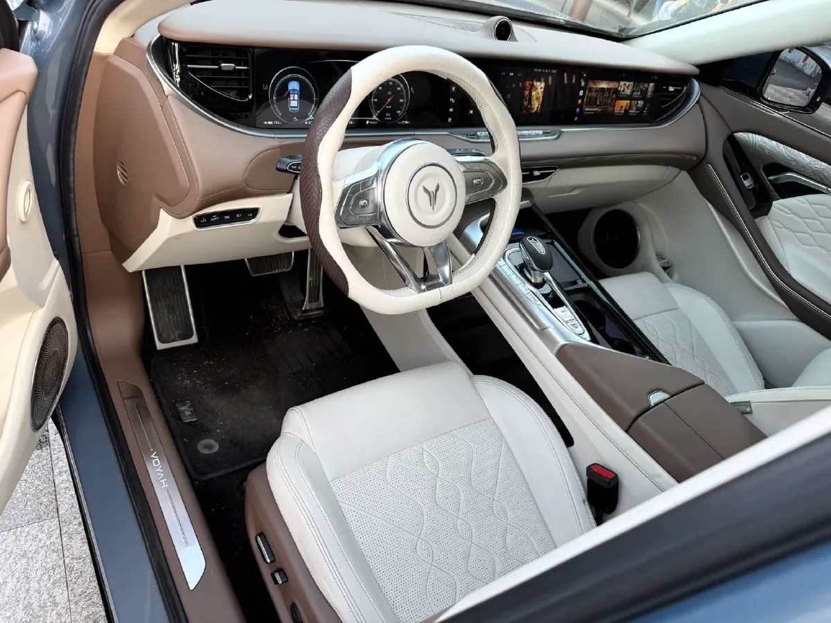 2021 Voyah FREE Range Extended 109HP REEV 33KWH,autocango,china used car exporter,china ev exporter,chinese used car exporter,chinese used ev exporter
