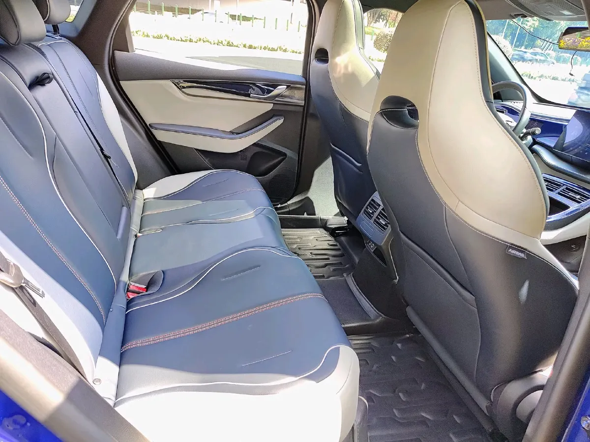 2021 Haval F7 1.5T 169HP L4 7DCT,autocango,china used car exporter,china ev exporter,chinese used car exporter,chinese used ev exporter