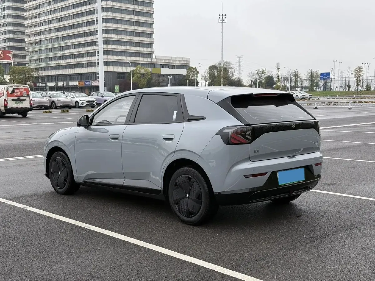 2025 ARCFOX T1 BEV,autocango,china used car exporter,china ev exporter,chinese used car exporter,chinese used ev exporter