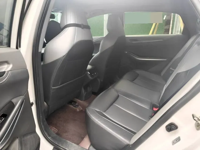 2023 ChangAn Raeton Plus 1.5T 188HP L4 7DCT,autocango,china used car exporter,china ev exporter,chinese used car exporter,chinese used ev exporter