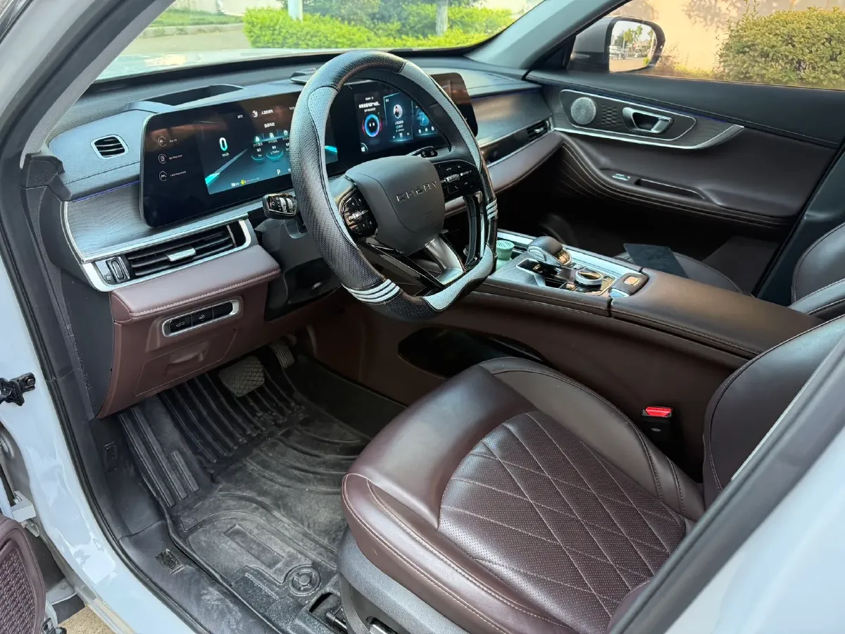 2022 Chery Tiggo 8 PRO 1.6T 197HP L4 7DCT,autocango,china used car exporter,china ev exporter,chinese used car exporter,chinese used ev exporter