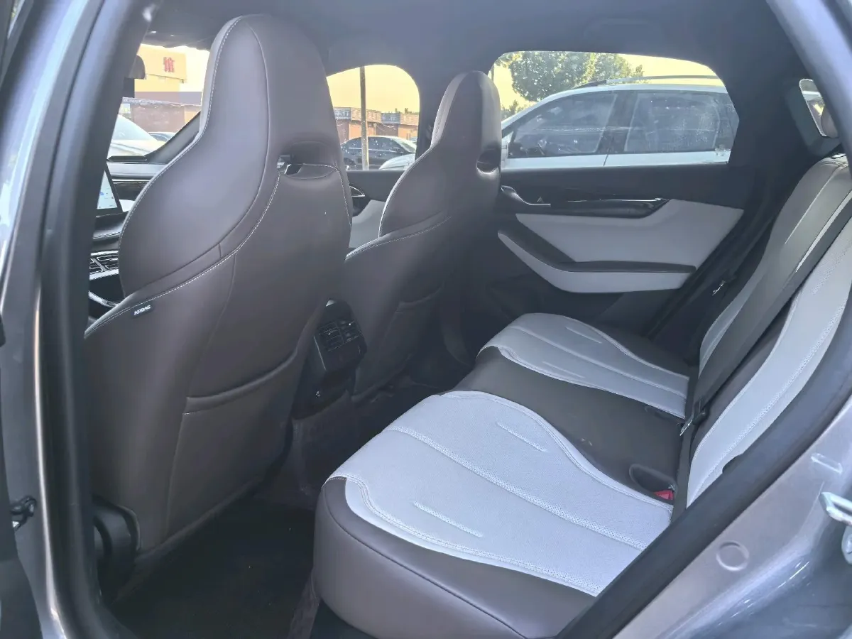 2024 BYD Qin Plus 1.5L 110HP L4 E-CVT PHEV 8.32KWH,autocango,china used car exporter,china ev exporter,chinese used car exporter,chinese used ev exporter