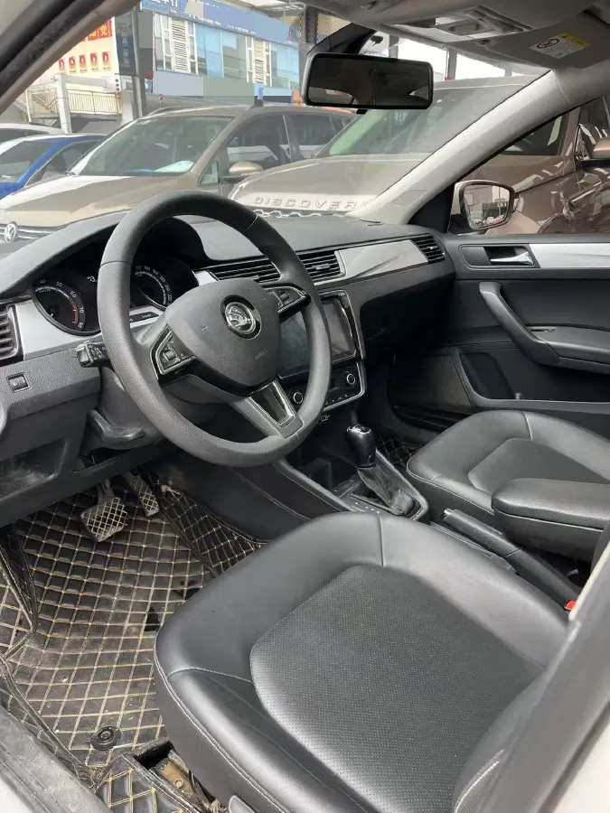 2022 Skoda Rapid 1.5L 112HP L4 6AT,autocango,china used car exporter,china ev exporter,chinese used car exporter,chinese used ev exporter