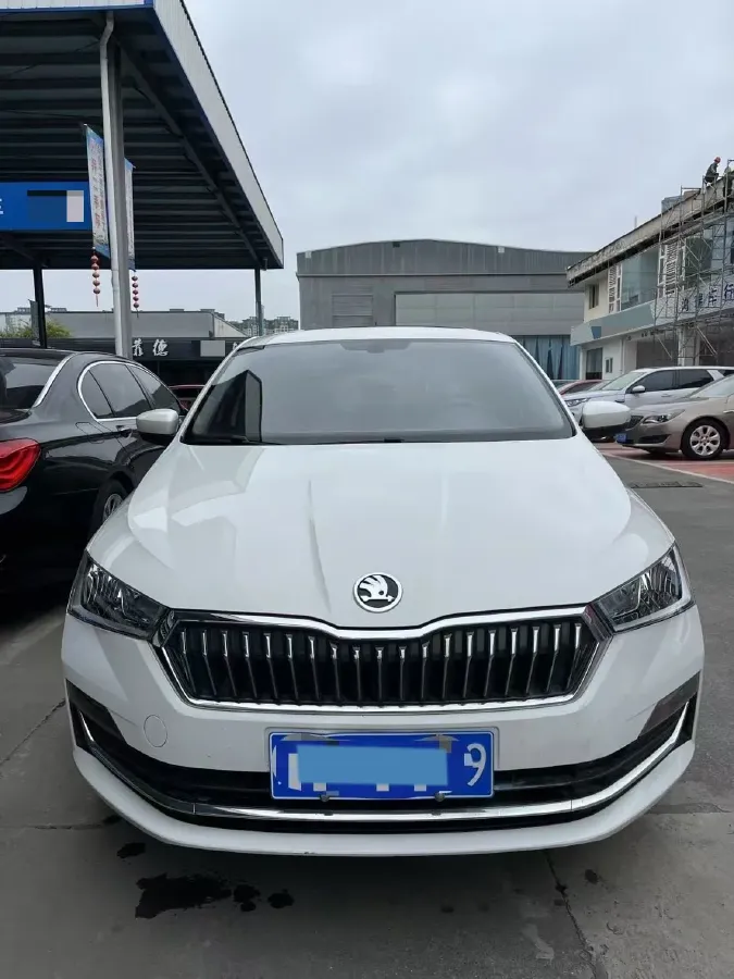 2022 Skoda Rapid 1.5L 112HP L4 6AT,autocango,china used car exporter,china ev exporter,chinese used car exporter,chinese used ev exporter