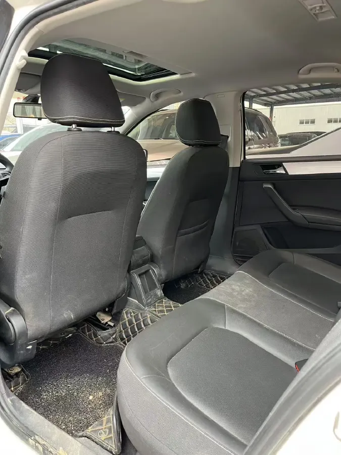 2022 Skoda Rapid 1.5L 112HP L4 6AT,autocango,china used car exporter,china ev exporter,chinese used car exporter,chinese used ev exporter