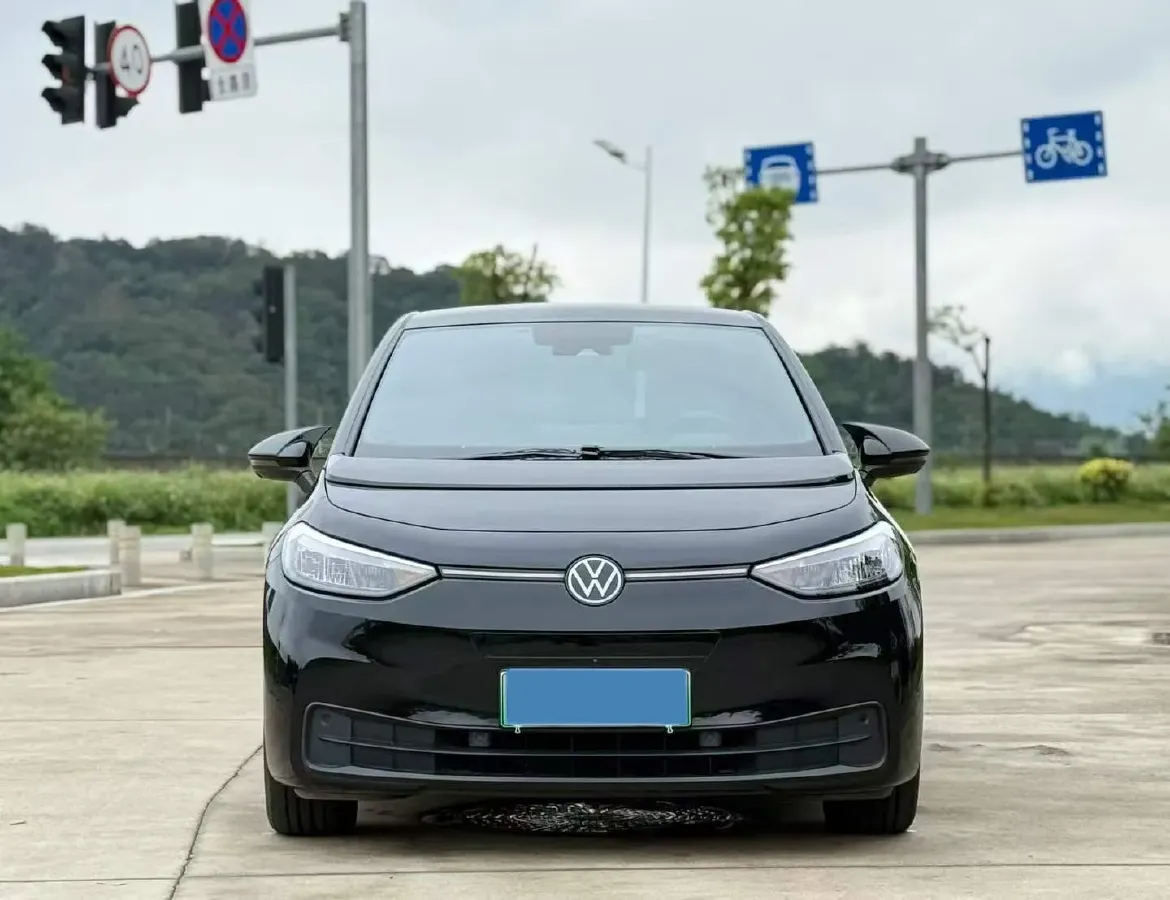 2025 Volkswagen ID.3 BEV 53.6KWH,autocango,china used car exporter,china ev exporter,chinese used car exporter,chinese used ev exporter