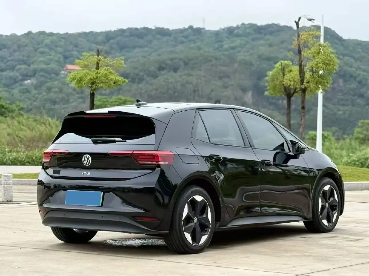 2025 Volkswagen ID.3 BEV 53.6KWH,autocango,china used car exporter,china ev exporter,chinese used car exporter,chinese used ev exporter