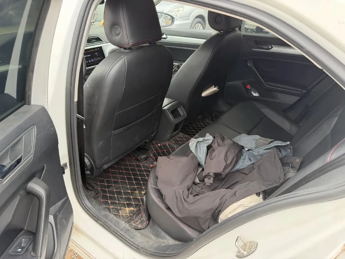 2019 Volkswagen T-Cross 1.4T 150HP L4 7DCT,autocango,china used car exporter,china ev exporter,chinese used car exporter,chinese used ev exporter
