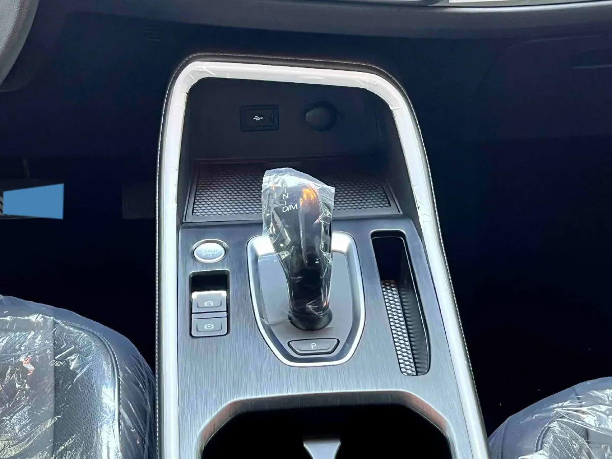 2025 Haval H6 1.5T 150HP L4 7DCT,autocango,china used car exporter,china ev exporter,chinese used car exporter,chinese used ev exporter