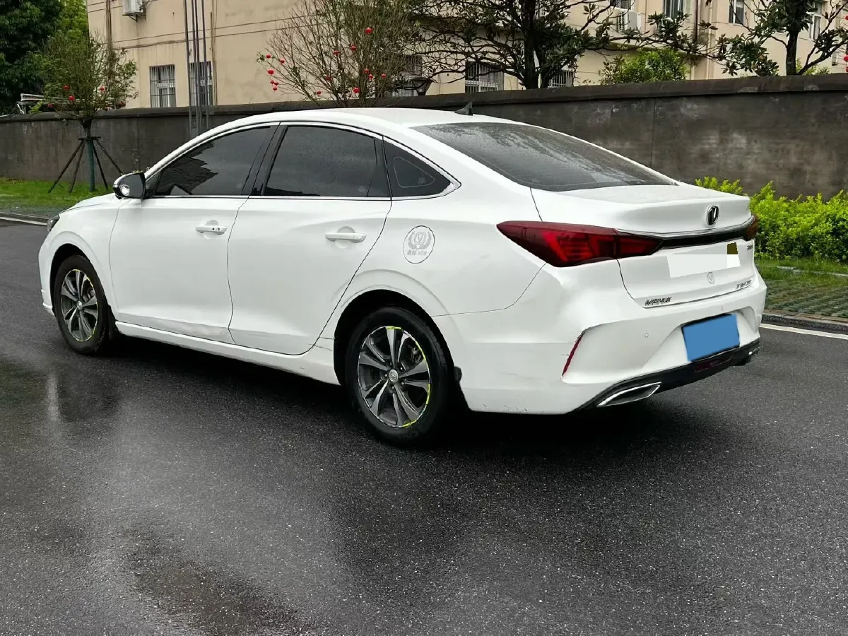 2021 ChangAn Eado 1.4T 160HP L4 7DCT,autocango,china used car exporter,china ev exporter,chinese used car exporter,chinese used ev exporter