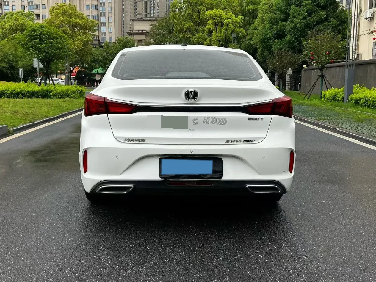 2021 ChangAn Eado 1.4T 160HP L4 7DCT,autocango,china used car exporter,china ev exporter,chinese used car exporter,chinese used ev exporter