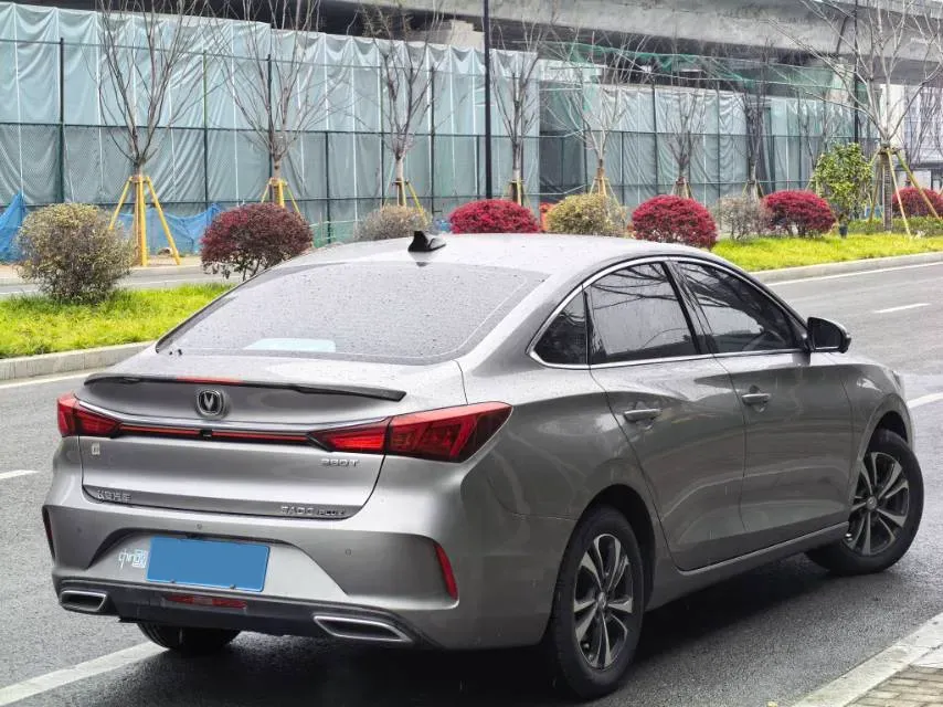 2021 ChangAn Eado 1.4T 160HP L4 7DCT,autocango,china used car exporter,china ev exporter,chinese used car exporter,chinese used ev exporter