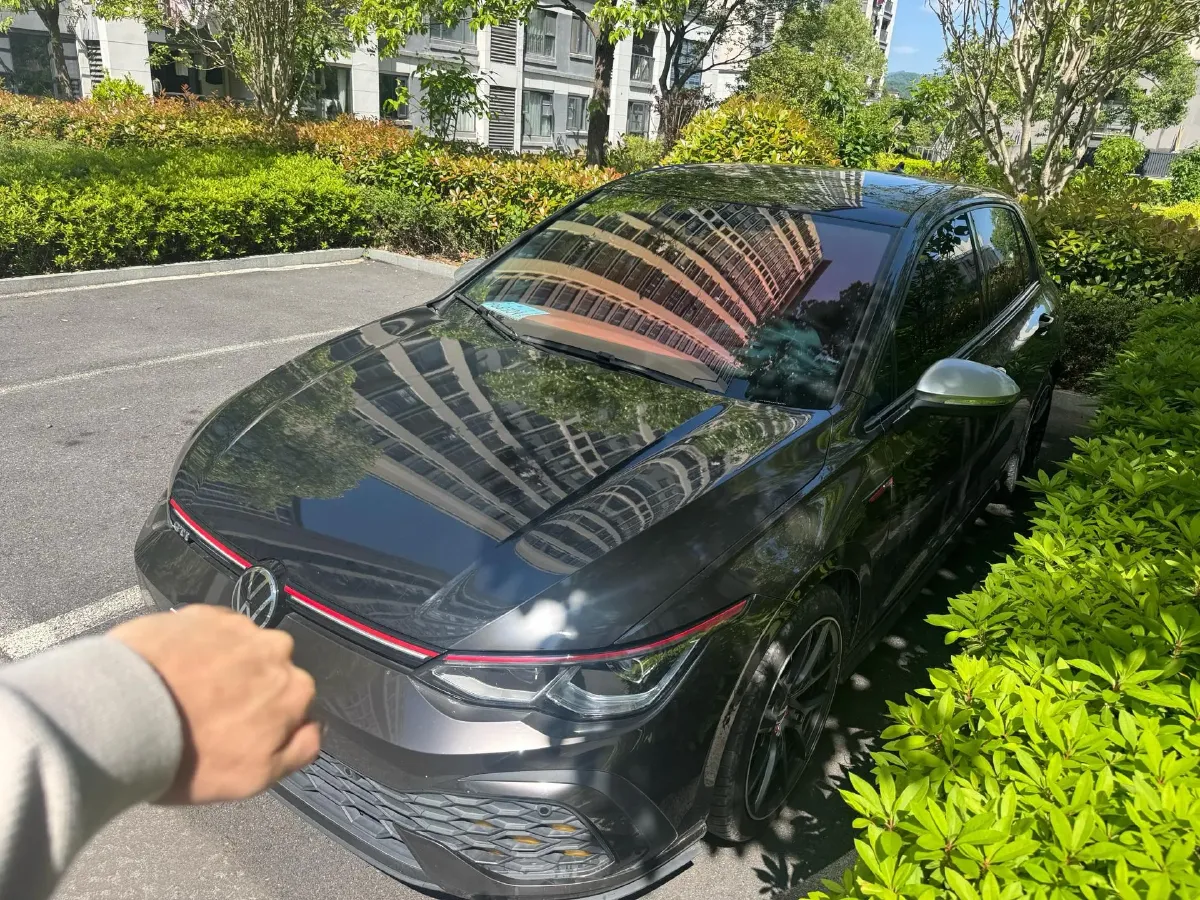 2023 Volkswagen GolfGTI 2.0T 220HP L4 7DCT,autocango,china used car exporter,china ev exporter,chinese used car exporter,chinese used ev exporter