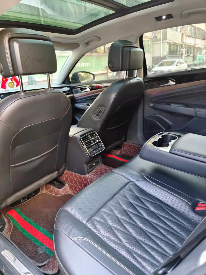 2020 Volkswagen Passat 2.0T 186HP L4 7DCT,autocango,china used car exporter,china ev exporter,chinese used car exporter,chinese used ev exporter