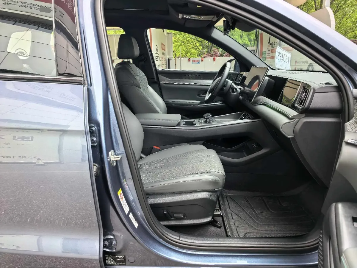 2025 BYD Song Pro 1.5L 101HP L4 E-CVT PHEV 18.3KWH,autocango,china used car exporter,china ev exporter,chinese used car exporter,chinese used ev exporter