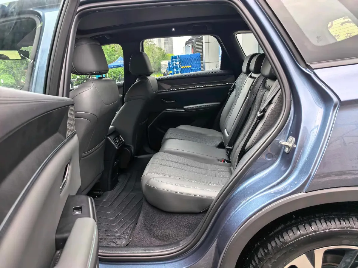 2025 BYD Song Pro 1.5L 101HP L4 E-CVT PHEV 18.3KWH,autocango,china used car exporter,china ev exporter,chinese used car exporter,chinese used ev exporter