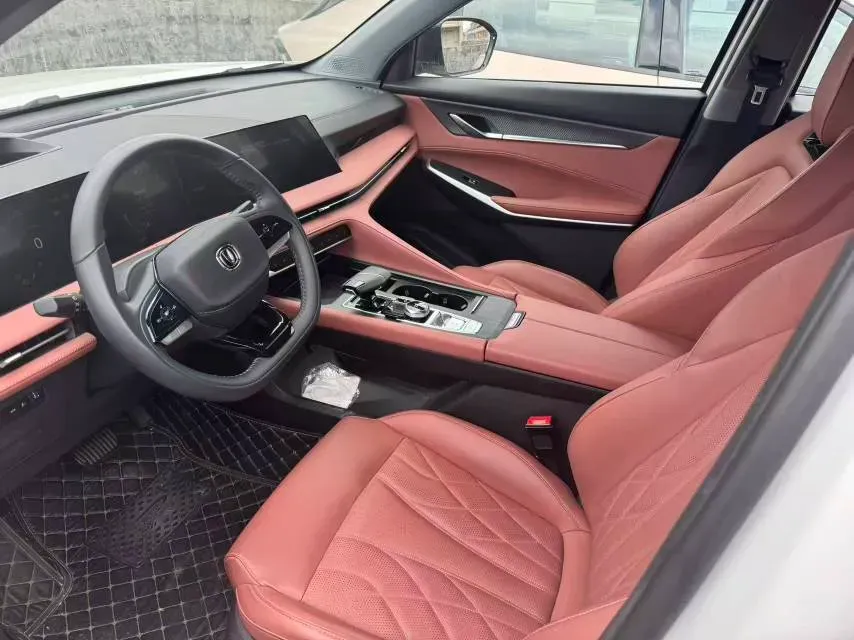 2024 ChangAn CS75 Plus 2.0T 233HP L4 8AT,autocango,china used car exporter,china ev exporter,chinese used car exporter,chinese used ev exporter