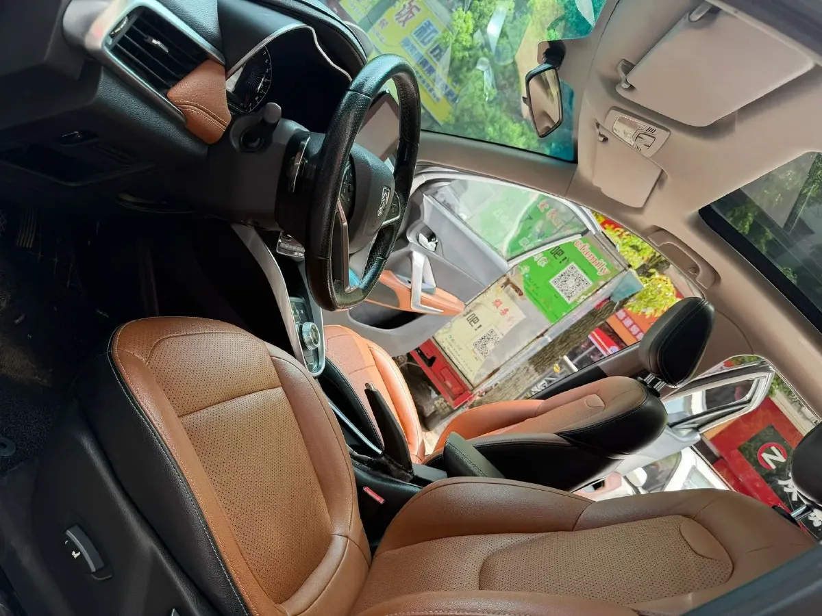 2018 KaiYi E3 1.6L 110HP L4 5MT,autocango,china used car exporter,china ev exporter,chinese used car exporter,chinese used ev exporter