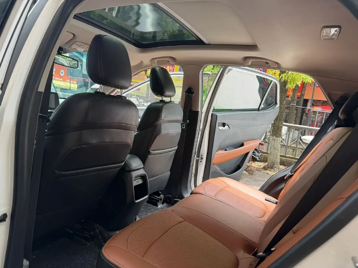 2018 KaiYi E3 1.6L 110HP L4 5MT,autocango,china used car exporter,china ev exporter,chinese used car exporter,chinese used ev exporter