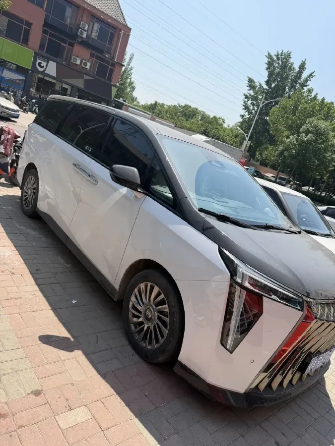 2023 GAC Trumpchi M8 2.0T 252HP L4 8AT,autocango,china used car exporter,china ev exporter,chinese used car exporter,chinese used ev exporter