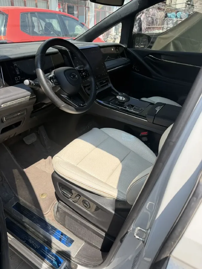 2023 GAC Trumpchi M8 2.0T 252HP L4 8AT,autocango,china used car exporter,china ev exporter,chinese used car exporter,chinese used ev exporter