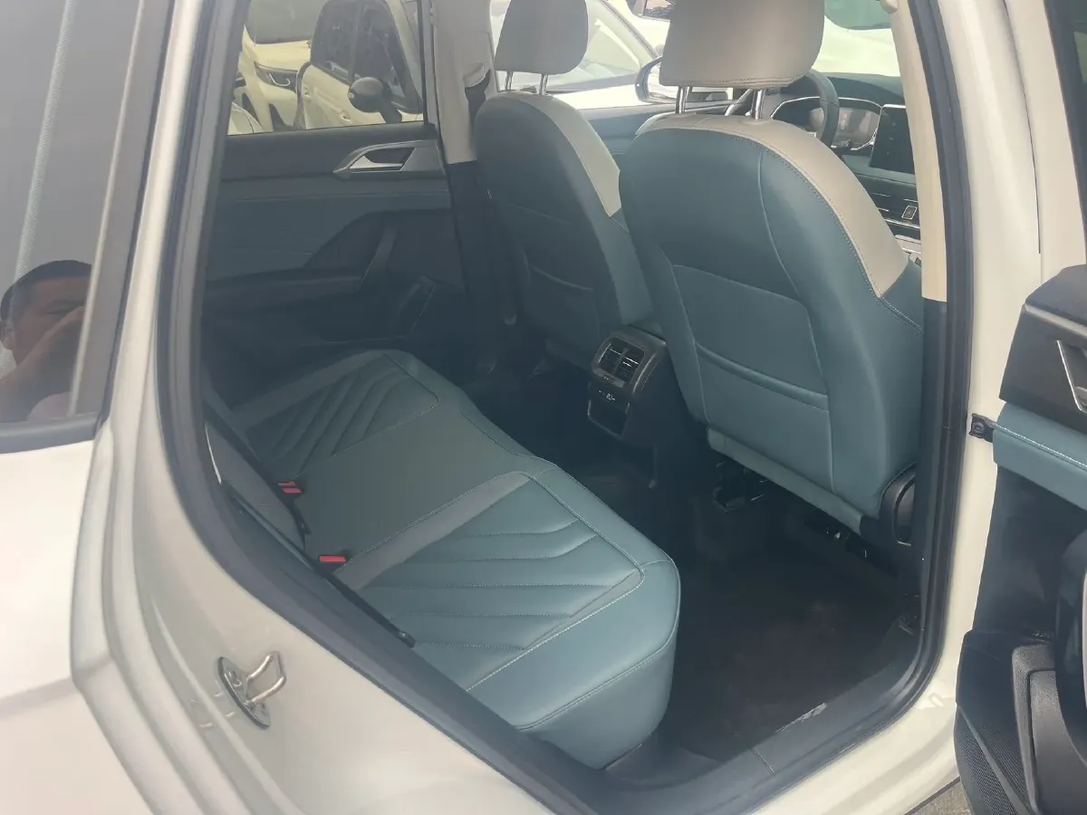 2023 Volkswagen Tharu 1.5T 160HP L4 7DCT,autocango,china used car exporter,china ev exporter,chinese used car exporter,chinese used ev exporter