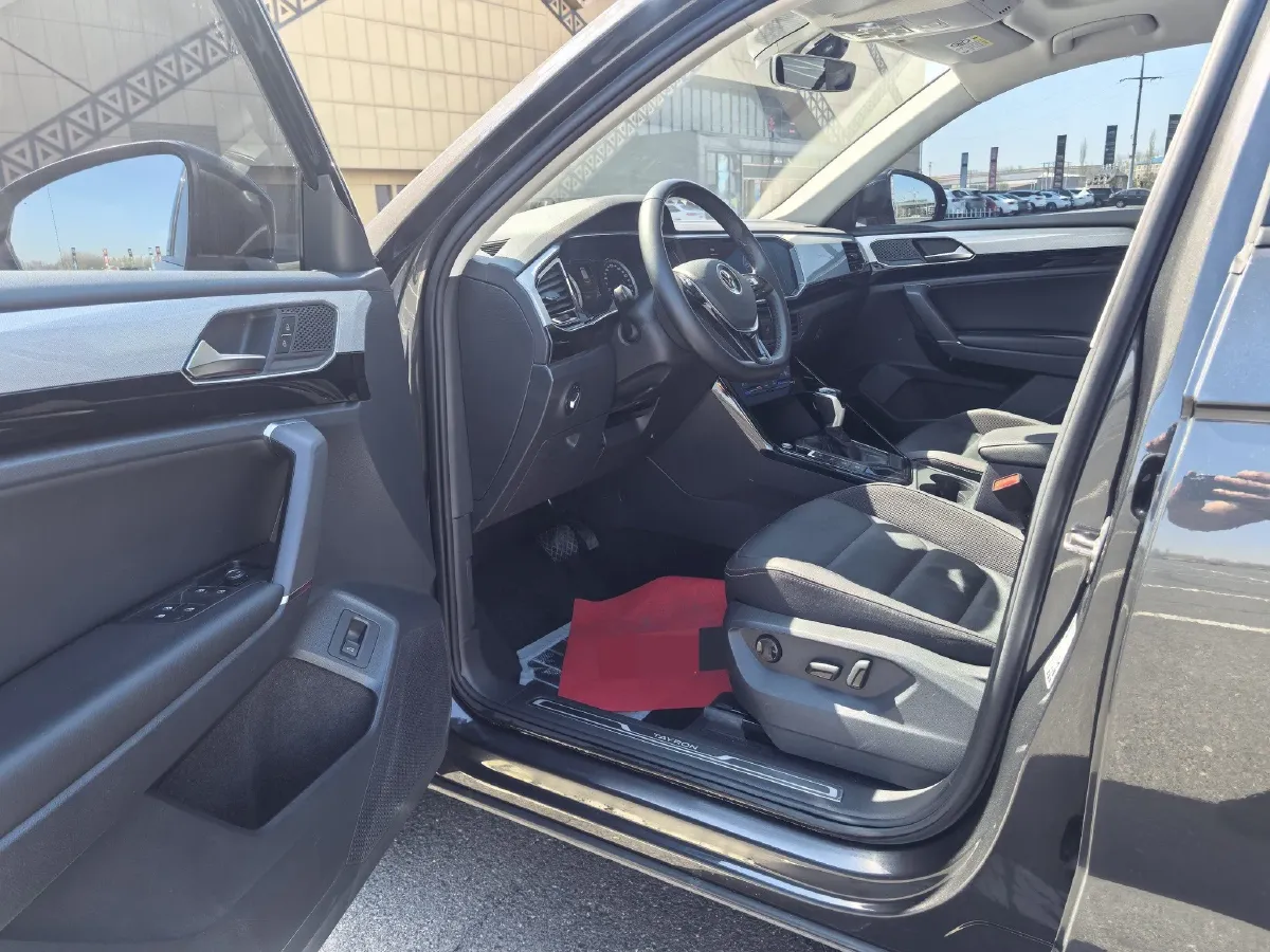 2021 Volkswagen Tayron 1.4T 150HP L4 7DCT,autocango,china used car exporter,china ev exporter,chinese used car exporter,chinese used ev exporter