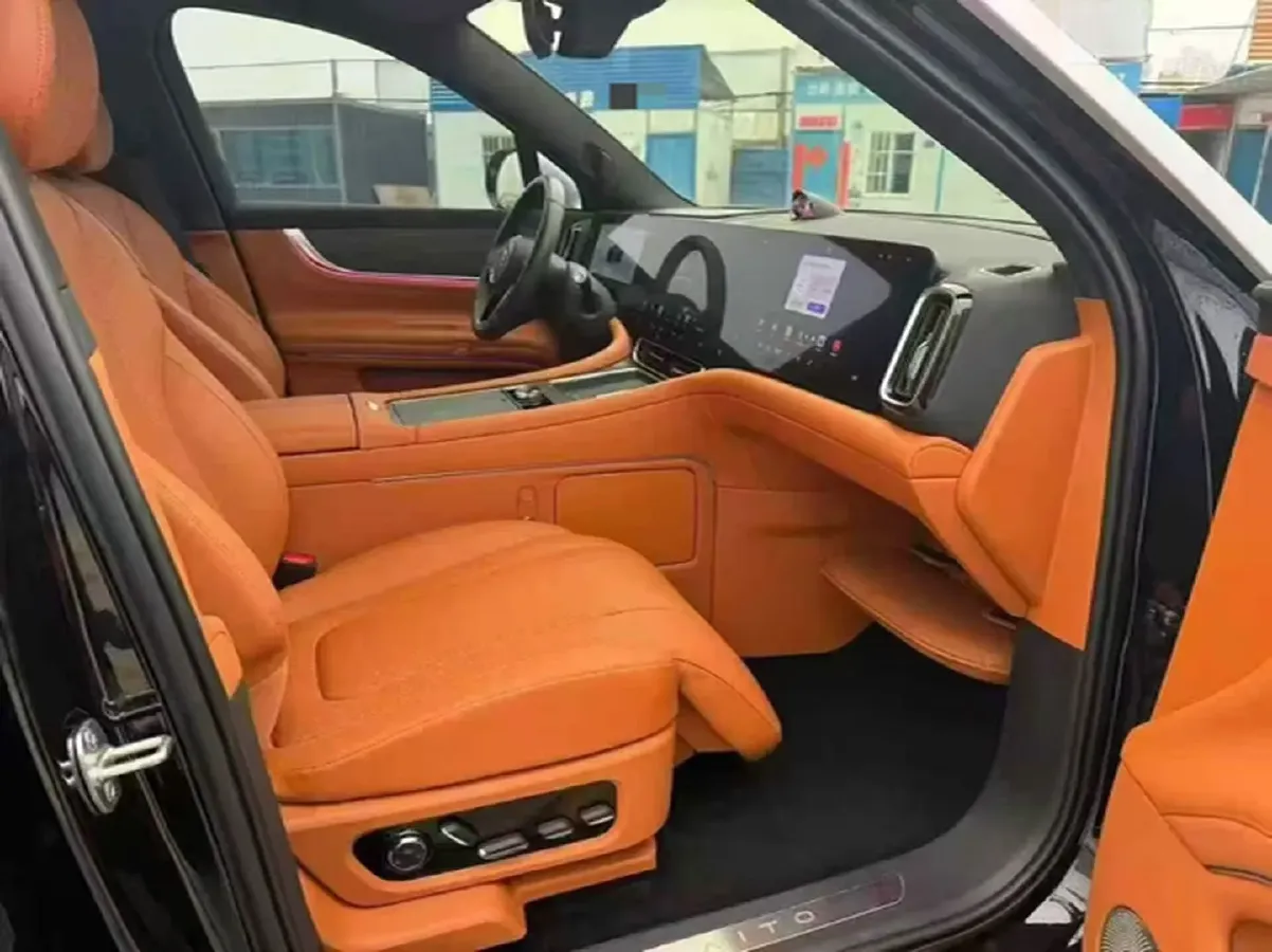 2024 AITO AITO M9 1.5T 152HP L4 REEV 42KWH,autocango,china used car exporter,china ev exporter,chinese used car exporter,chinese used ev exporter