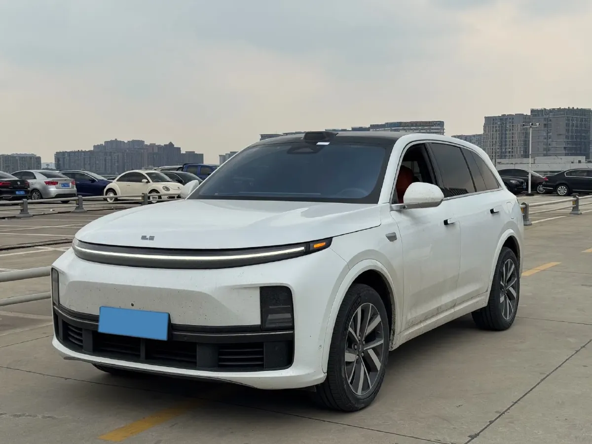 2023 Li L7 Range Extended 154HP REEV 40.9KWH,autocango,china used car exporter,china ev exporter,chinese used car exporter,chinese used ev exporter