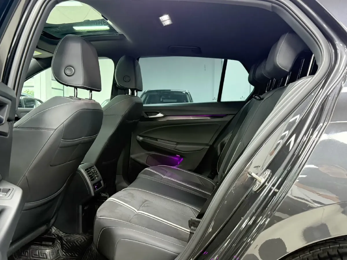 2021 Volkswagen Golf 1.4T 150HP L4 7DCT,autocango,china used car exporter,china ev exporter,chinese used car exporter,chinese used ev exporter