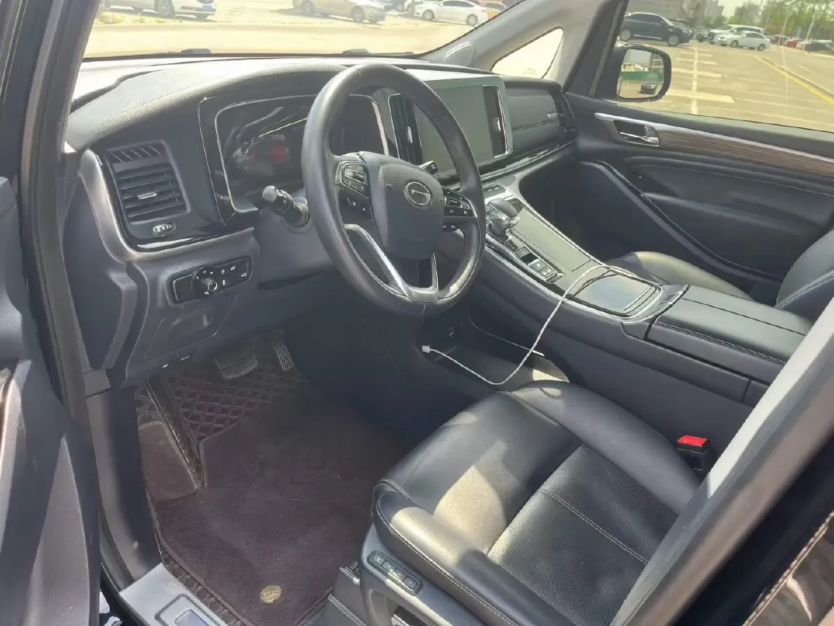 2021 GAC Trumpchi M8 2.0T 252HP L4 8AT,autocango,china used car exporter,china ev exporter,chinese used car exporter,chinese used ev exporter