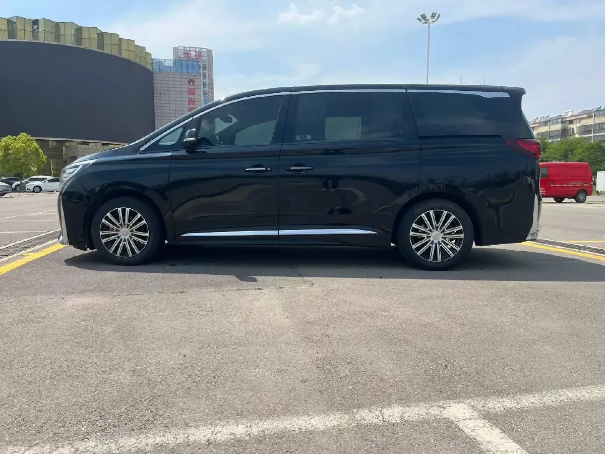 2021 GAC Trumpchi M8 2.0T 252HP L4 8AT,autocango,china used car exporter,china ev exporter,chinese used car exporter,chinese used ev exporter