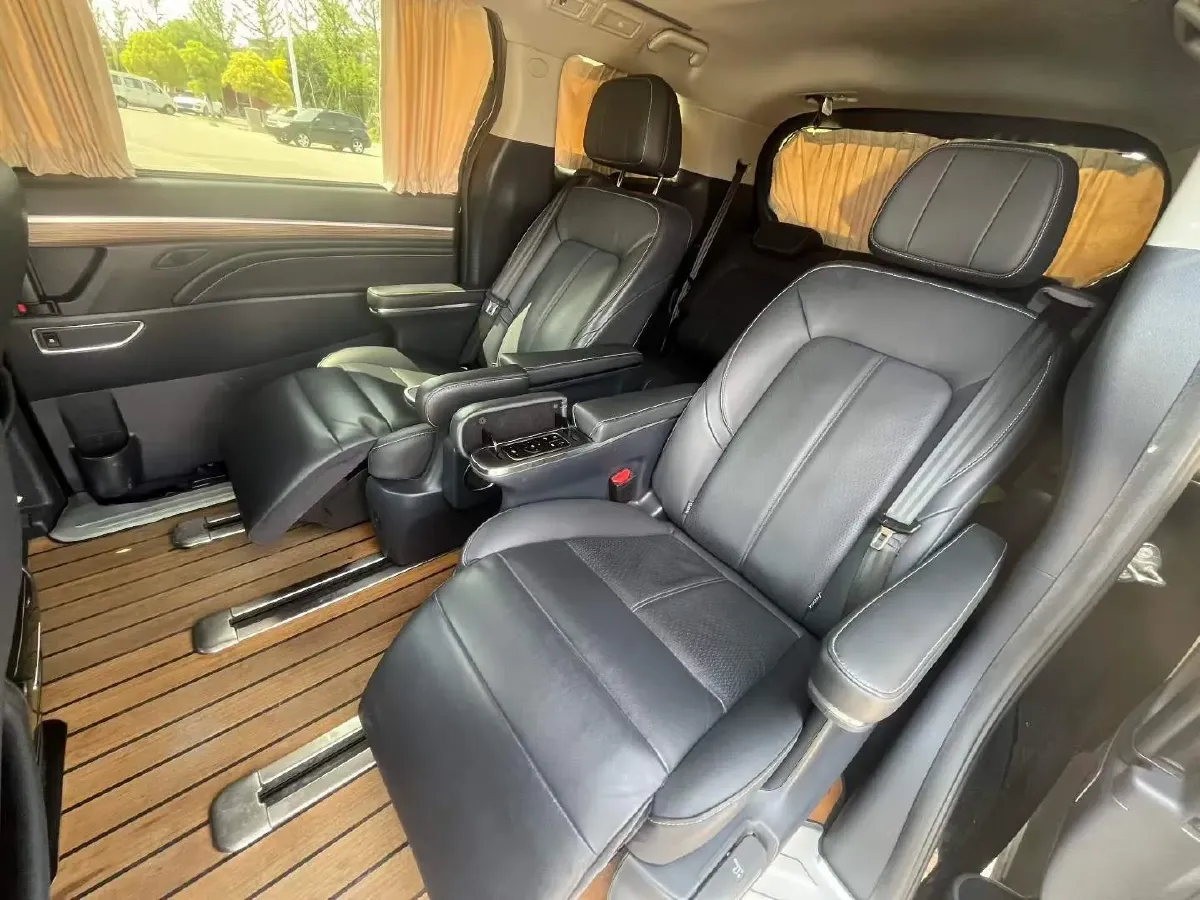 2021 GAC Trumpchi M8 2.0T 252HP L4 8AT,autocango,china used car exporter,china ev exporter,chinese used car exporter,chinese used ev exporter