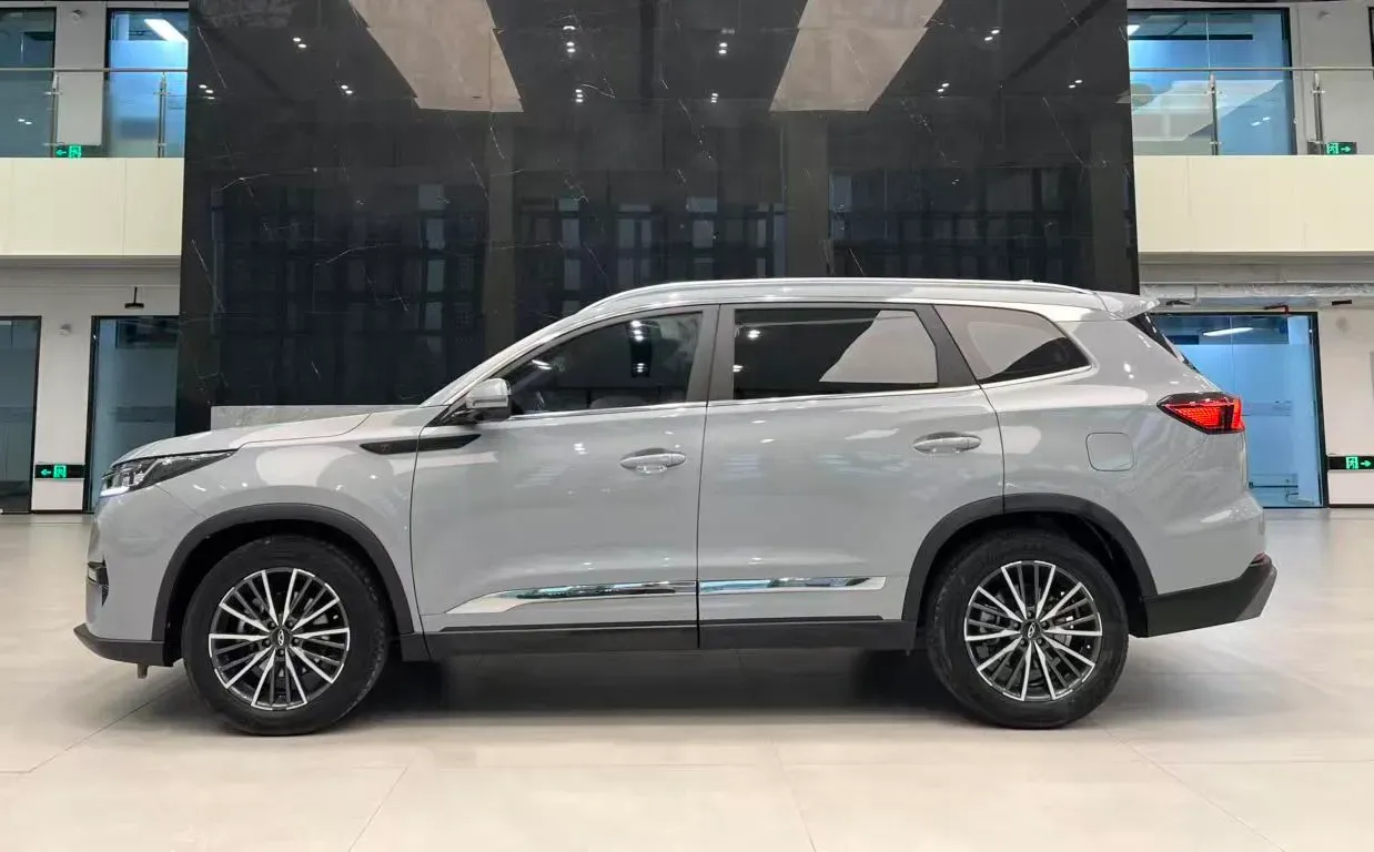 2024 Chery Tiggo 8 PRO 1.6T 197HP L4 7DCT,autocango,china used car exporter,china ev exporter,chinese used car exporter,chinese used ev exporter