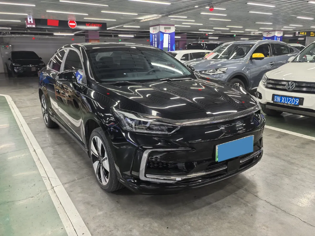 2019 BeiJing Auto EU7 BEV 60.225KWH,autocango,china used car exporter,china ev exporter,chinese used car exporter,chinese used ev exporter