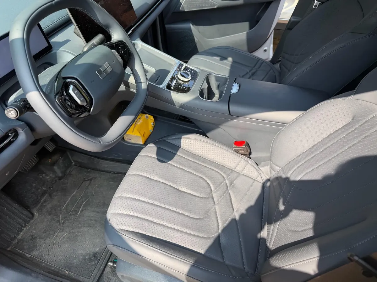 2026 Geely Galaxy Starship 7 1.5L 112HP L4 1DHT PHEV,autocango,china used car exporter,china ev exporter,chinese used car exporter,chinese used ev exporter