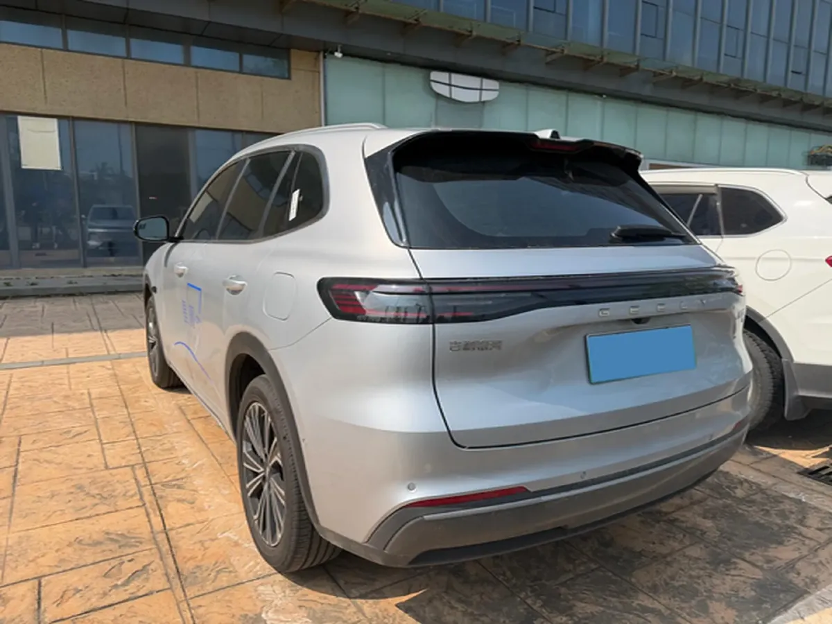 2026 Geely Galaxy Starship 7 1.5L 112HP L4 1DHT PHEV,autocango,china used car exporter,china ev exporter,chinese used car exporter,chinese used ev exporter