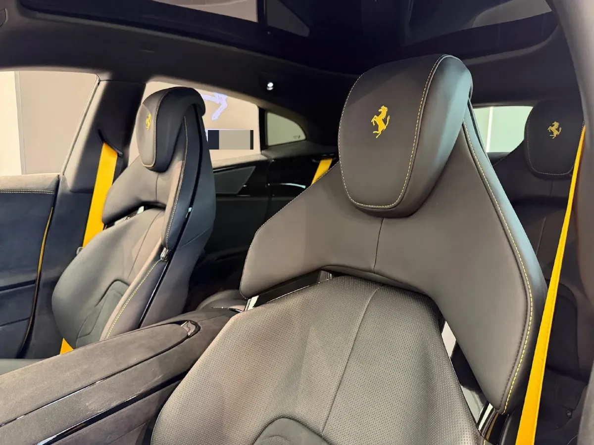 2023 Ferrari Purosangue 6.5L 725HP V12 8DCT,autocango,china used car exporter,china ev exporter,chinese used car exporter,chinese used ev exporter