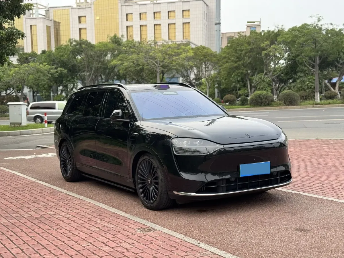 2024 AITO AITO M9 1.5T 152HP L4 REEV 42KWH,autocango,china used car exporter,china ev exporter,chinese used car exporter,chinese used ev exporter