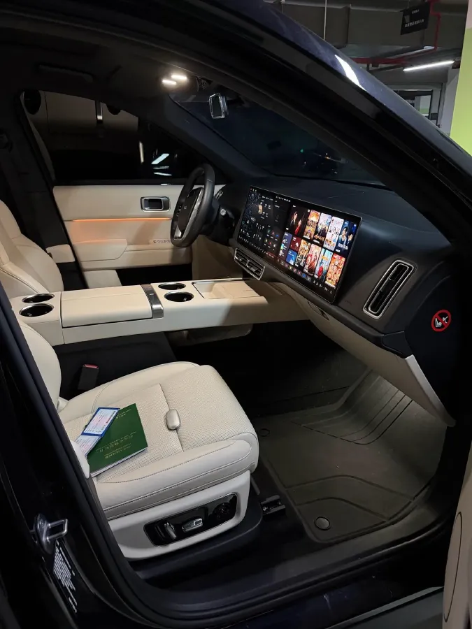2023 Li L9 Range Extended 154HP REEV 42.6KWH,autocango,china used car exporter,china ev exporter,chinese used car exporter,chinese used ev exporter
