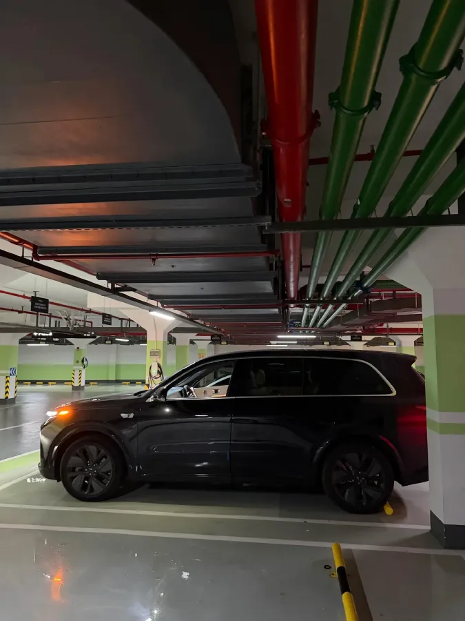 2023 Li L9 Range Extended 154HP REEV 42.6KWH,autocango,china used car exporter,china ev exporter,chinese used car exporter,chinese used ev exporter