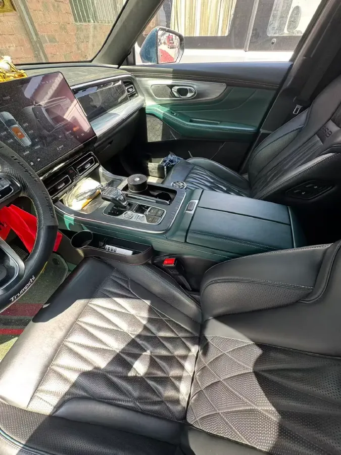 2022 GAC Trumpchi GS8 2.0T 252HP L4 8AT,autocango,china used car exporter,china ev exporter,chinese used car exporter,chinese used ev exporter