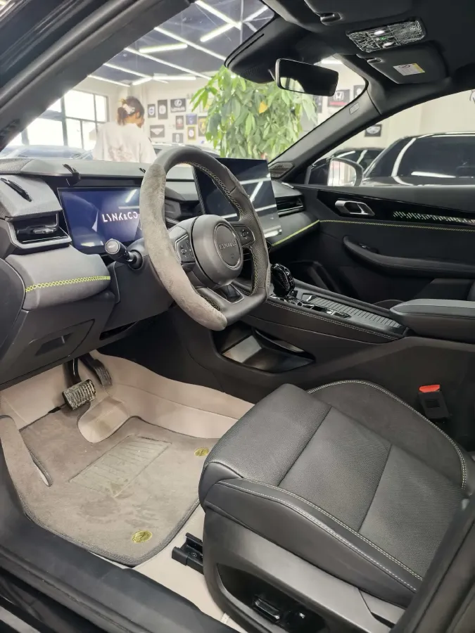 2025 LYNK&CO 03 1.5T 181HP L4 7DCT,autocango,china used car exporter,china ev exporter,chinese used car exporter,chinese used ev exporter