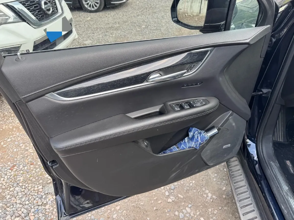 2021 Cadillac XT5 2.0T 237HP L4 9AT,autocango,china used car exporter,china ev exporter,chinese used car exporter,chinese used ev exporter